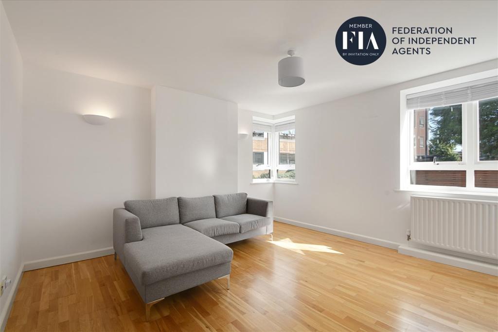 Kew Bridge Court, Chiswick, W4, London. 2 Bed Flat RENT London Flats